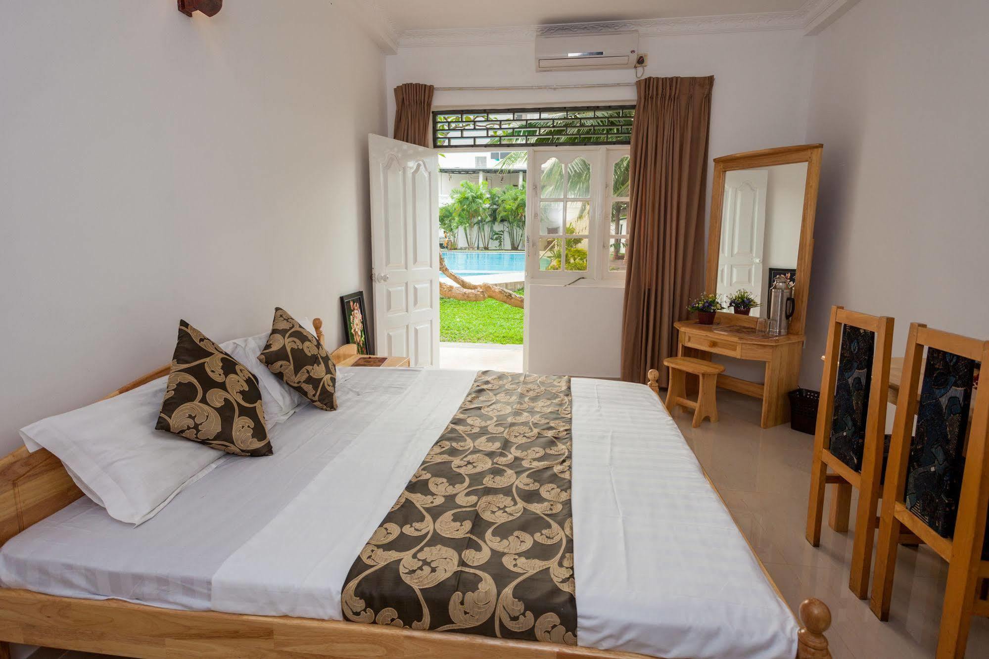Navro Beach Resort Панадуру Экстерьер фото